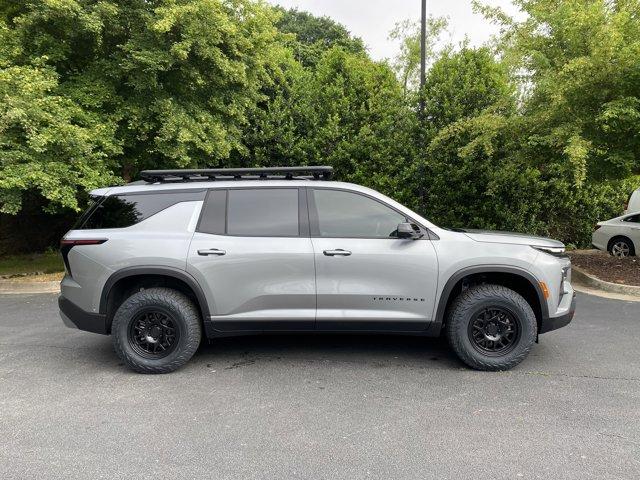 new 2025 Chevrolet Traverse car, priced at $53,105