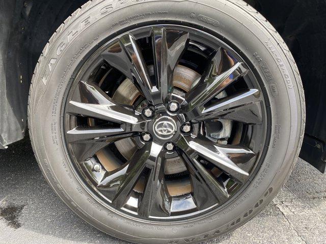 used 2018 Toyota Highlander car, priced at $22,300