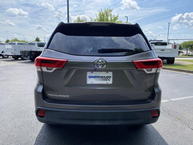 used 2018 Toyota Highlander car, priced at $22,425
