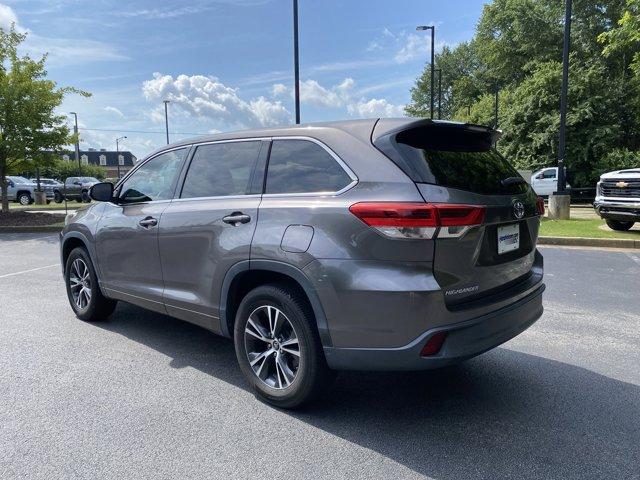 used 2018 Toyota Highlander car, priced at $22,425