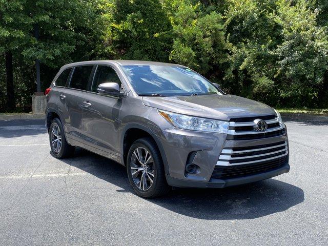 used 2018 Toyota Highlander car, priced at $22,300