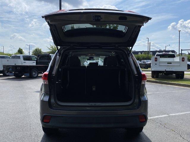 used 2018 Toyota Highlander car, priced at $22,425