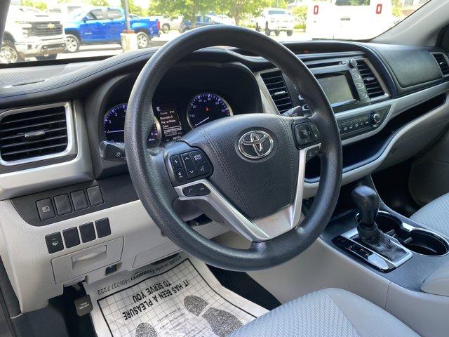 used 2018 Toyota Highlander car, priced at $22,300