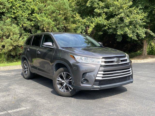 used 2018 Toyota Highlander car, priced at $22,425