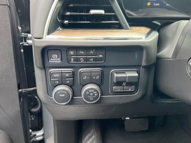 new 2025 Chevrolet Suburban car, priced at $83,985