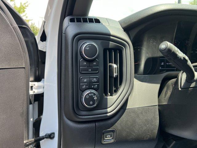 new 2025 Chevrolet Silverado 2500 car, priced at $51,440
