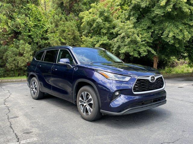 used 2021 Toyota Highlander car, priced at $31,796