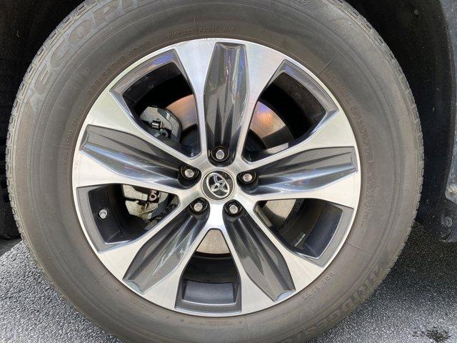 used 2021 Toyota Highlander car, priced at $31,796