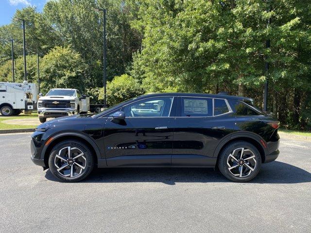 new 2025 Chevrolet Equinox EV car, priced at $33,290
