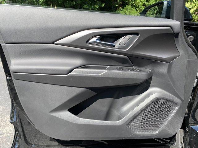 new 2025 Chevrolet Equinox EV car, priced at $33,290