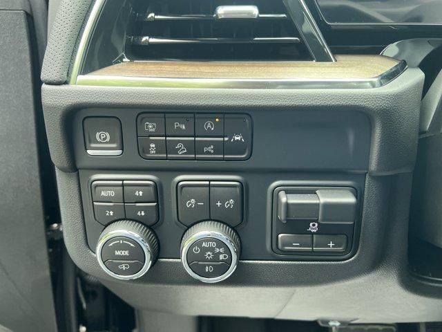 new 2025 Chevrolet Suburban car, priced at $94,514