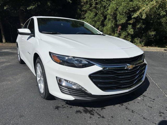 new 2025 Chevrolet Malibu car, priced at $30,345