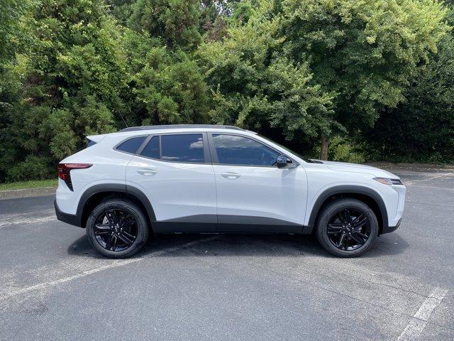 new 2025 Chevrolet Trax car, priced at $24,490
