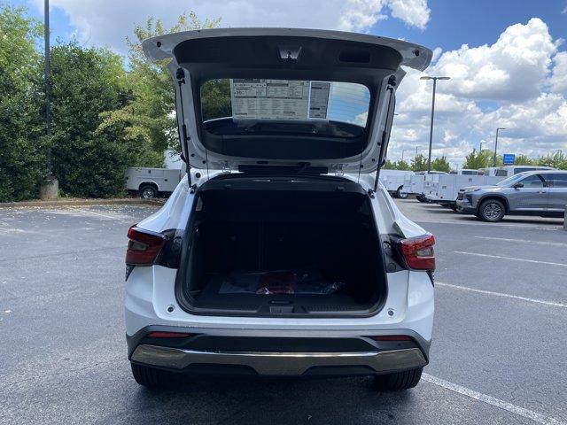 new 2025 Chevrolet Trax car, priced at $24,490