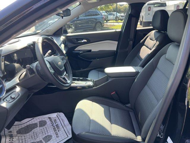 new 2025 Chevrolet Trax car, priced at $23,285