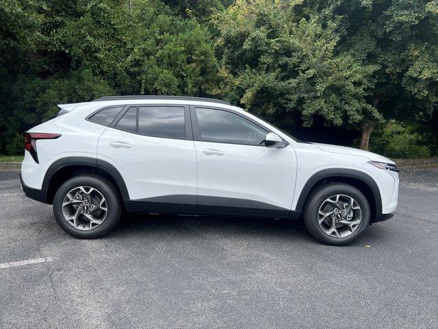 new 2025 Chevrolet Trax car, priced at $22,265