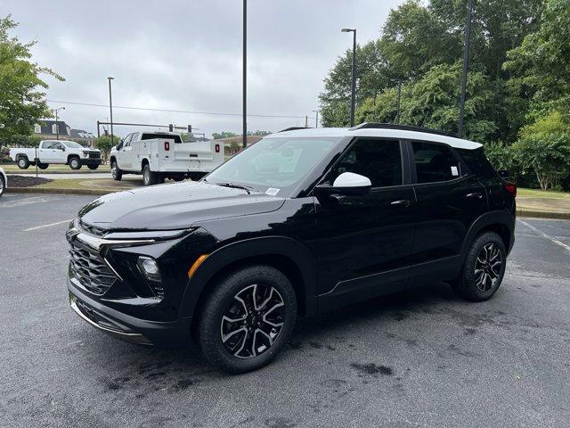 new 2025 Chevrolet TrailBlazer car, priced at $32,180