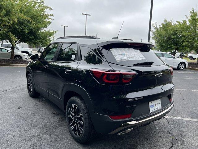 new 2025 Chevrolet TrailBlazer car, priced at $32,180