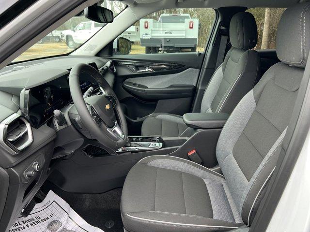 new 2025 Chevrolet TrailBlazer car, priced at $28,080