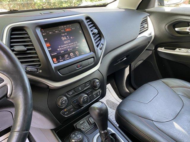 used 2014 Jeep Cherokee car, priced at $15,614
