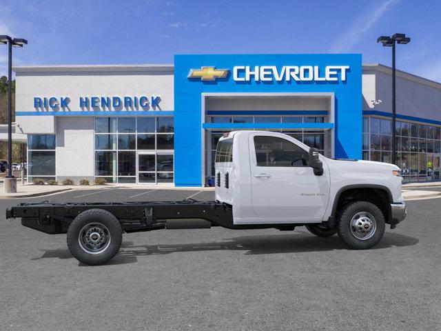 new 2025 Chevrolet Silverado 3500 car, priced at $76,040