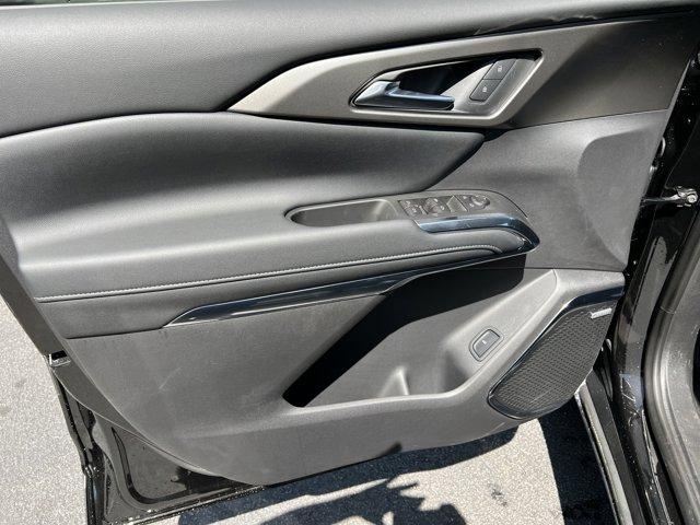 new 2025 Chevrolet Traverse car, priced at $48,355