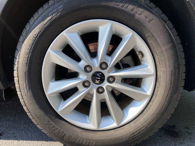 used 2020 Kia Sorento car, priced at $17,725