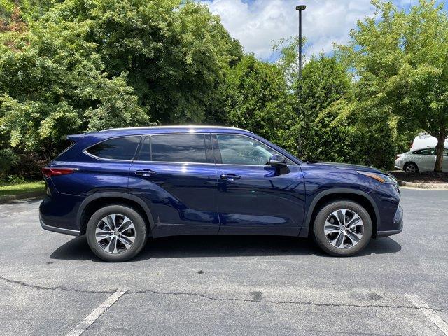 used 2021 Toyota Highlander car, priced at $31,796