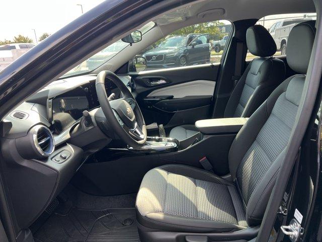 new 2025 Chevrolet Trax car, priced at $23,560