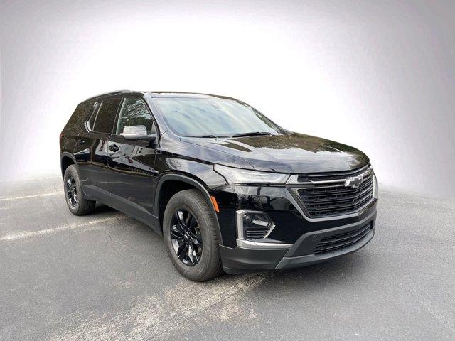 used 2022 Chevrolet Traverse car, priced at $27,986