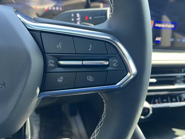 new 2025 Chevrolet Traverse car, priced at $42,095