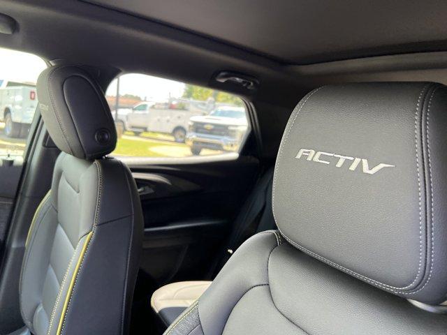 new 2025 Chevrolet TrailBlazer car, priced at $29,680