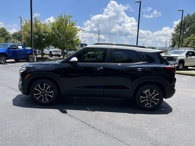 new 2025 Chevrolet TrailBlazer car, priced at $29,680