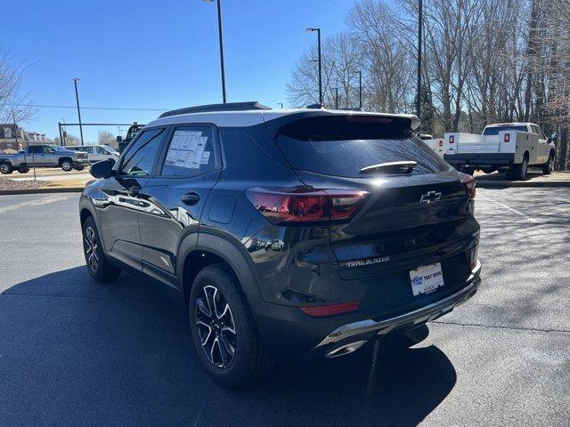 new 2025 Chevrolet TrailBlazer car, priced at $30,585