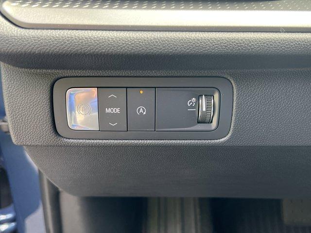 new 2025 Chevrolet Traverse car, priced at $44,115