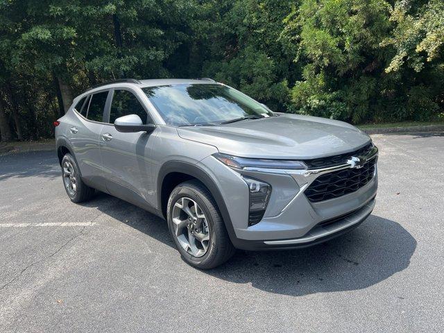 new 2025 Chevrolet Trax car, priced at $22,265
