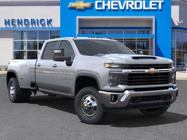 new 2025 Chevrolet Silverado 3500 car, priced at $75,925