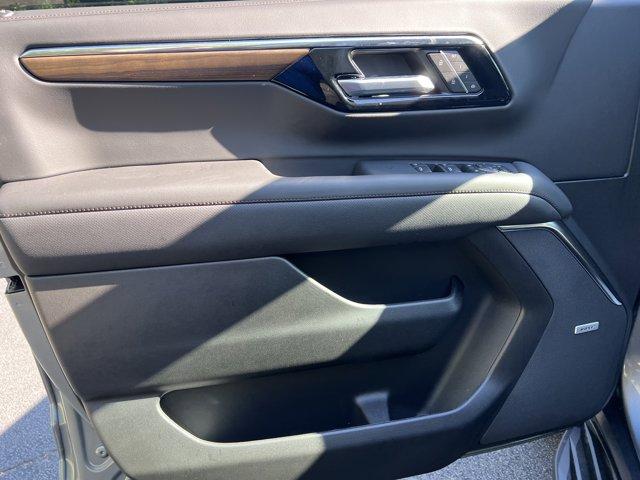 new 2025 Chevrolet Suburban car, priced at $84,844