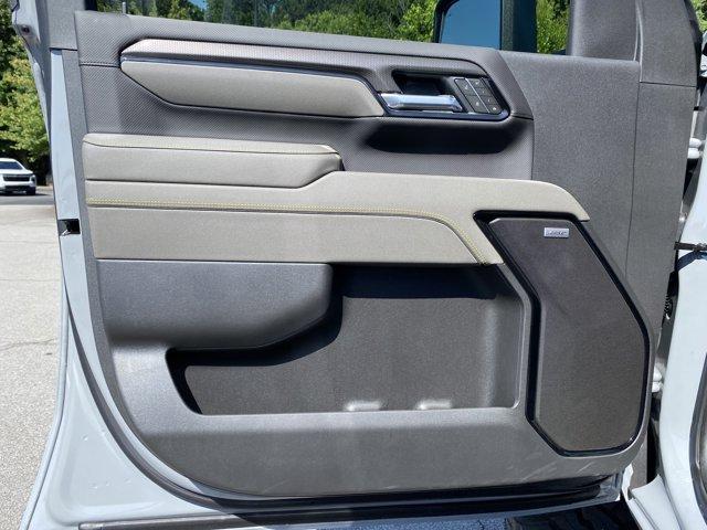 new 2025 Chevrolet Silverado 2500 car, priced at $103,570