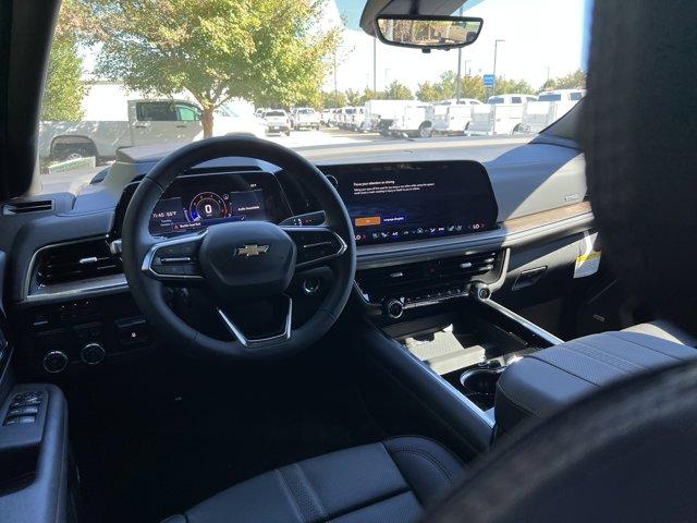 new 2025 Chevrolet Suburban car, priced at $81,600