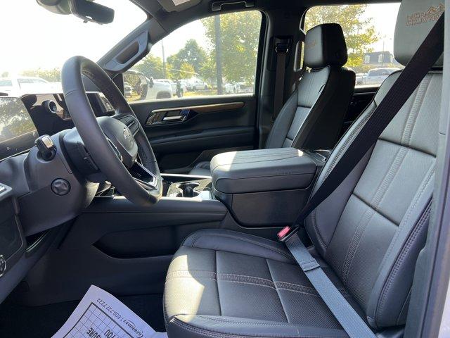 new 2025 Chevrolet Suburban car, priced at $85,839