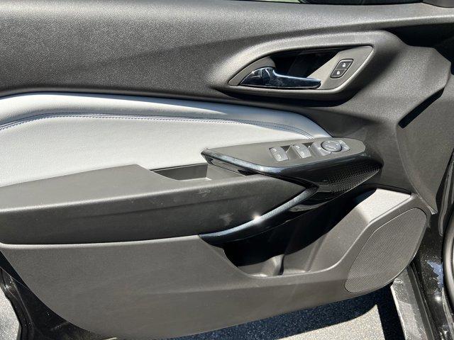new 2025 Chevrolet Trax car, priced at $22,265