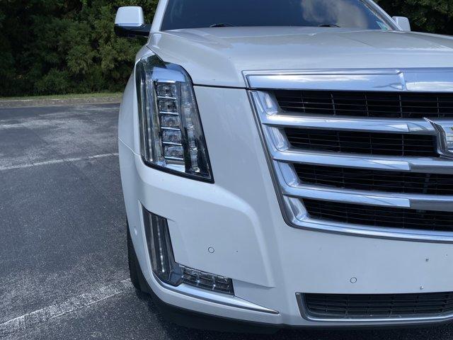 used 2017 Cadillac Escalade car, priced at $28,679
