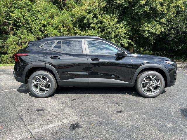 new 2025 Chevrolet Trax car, priced at $23,560