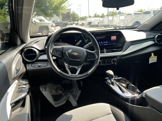 new 2025 Chevrolet Trax car, priced at $23,560