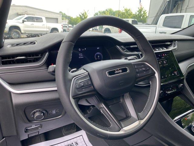 used 2024 Jeep Grand Cherokee car, priced at $39,977