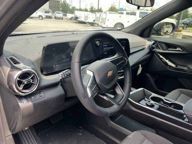 new 2026 Chevrolet Equinox car, priced at $29,640