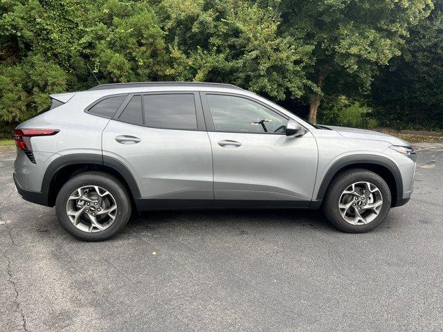 new 2025 Chevrolet Trax car, priced at $23,065