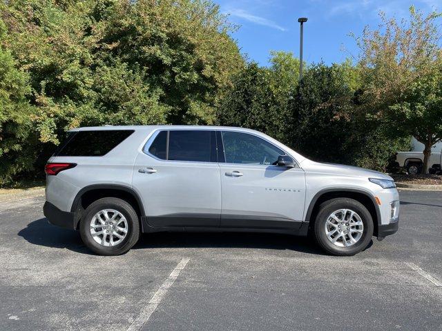 used 2022 Chevrolet Traverse car, priced at $24,992