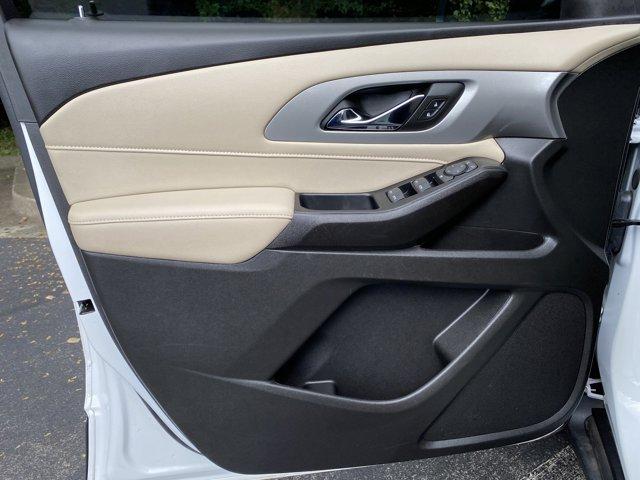 used 2022 Chevrolet Traverse car, priced at $24,225